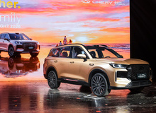После мировой премьеры на мероприятии Chery Brand Night компания опубликовала дополнительные фотографии новых TIGGO 7 и TIGGO X7.