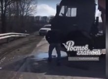 Днем, 5 марта недалеко от Новошахтинска произошла авария, произошло столкновение ВАЗ -2115 с КАМАЗом.