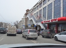 Первый рабочий день 2021 года основательно испортил настроение автомобилистам Ростова.