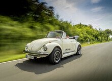 Компания Volkswagen вместе с партнёром - фирмой eClassics, представили электрическую версию легендарной модели Beetle.