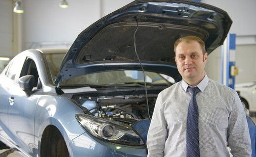 Олег Геннадьевич Лозовой, руководитель отдела сервиса Mazda ААА моторс