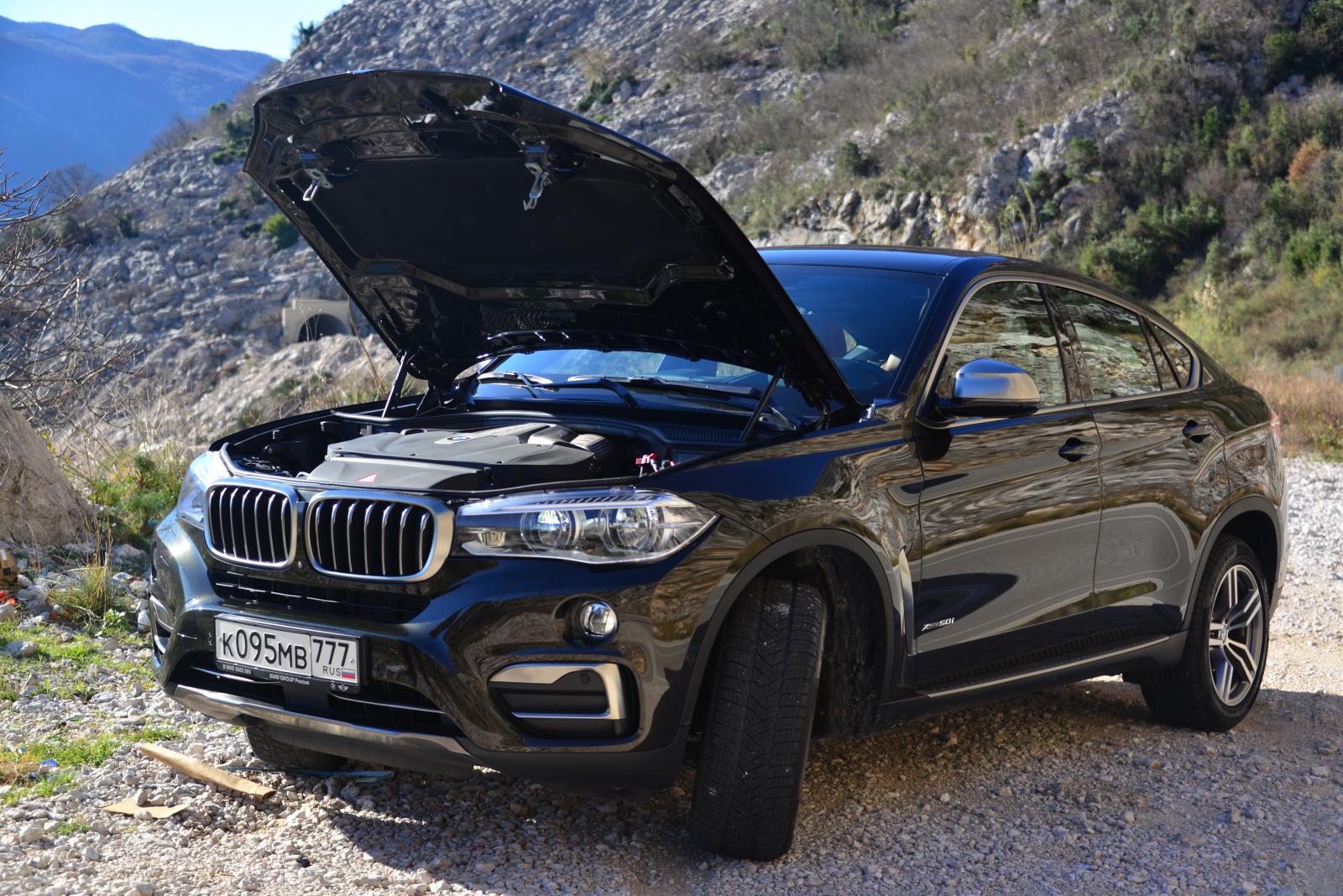 Весной 2015 года к линейке двигателей добавится два новых варианта: BMW X6 xDrive50i с рядным шестицилиндровым бензиновым двигателем. 306 л.с. и BMW X6 xDrive40d с рядным шестицилиндровым дизельным двигателем. 313 л.с..